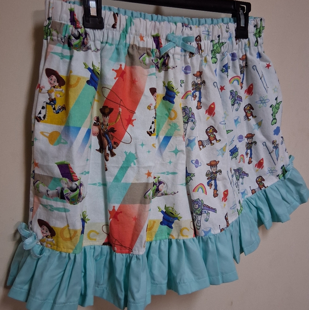 Womens Disneys Toy Story Print Ruffle Shorts